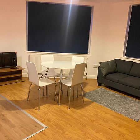Lovely Cozy One Bedroom Apartment In Whitechapel London Bagian luar foto